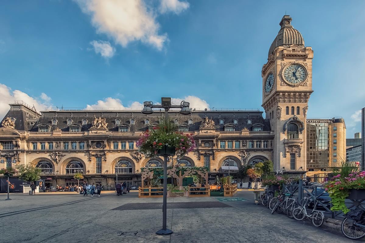 Gare de Paris Gare de Lyon - Hygiène beauté, équipement de la personne